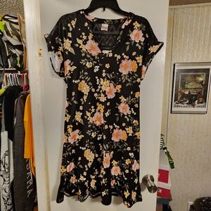 Cute fall/summer dress